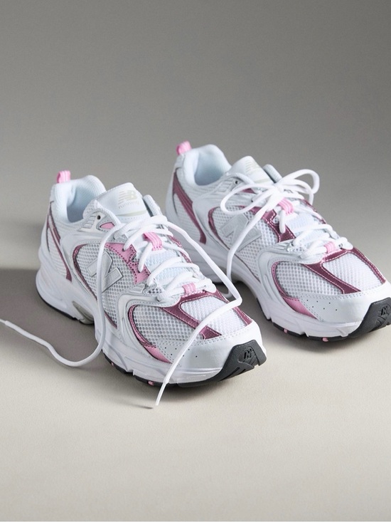 New Balance Shoes - New Balance 530 Sneakers – White/Pink Sugar/Silver Metallic